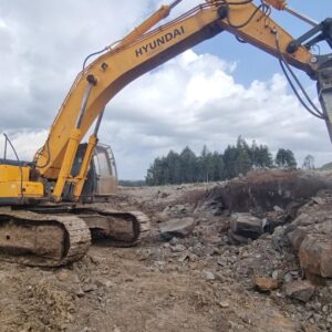 TINGASHARE EXCAVATOR WITH BREAKER - 45 TONNE