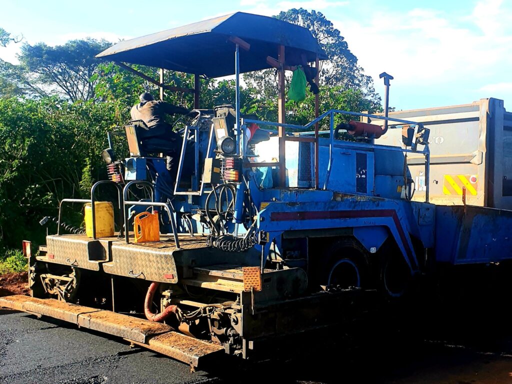 TINGASHARE ASPHALT PAVER